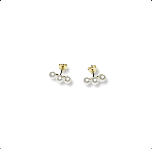 Trio pearl stud earrings