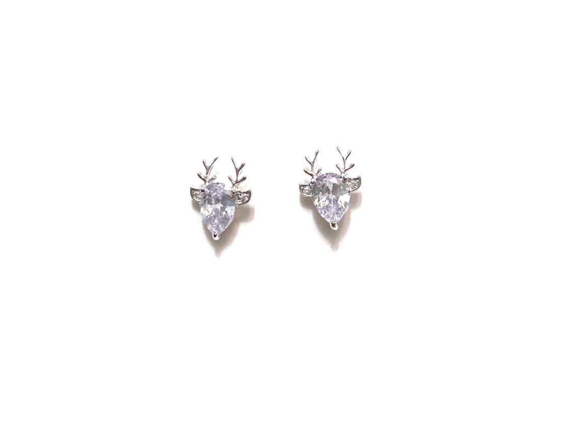 Holiday reindeer stud earrings detail view in gold-plated or sterling silver with sparkly antlers - Christmas jewellery
