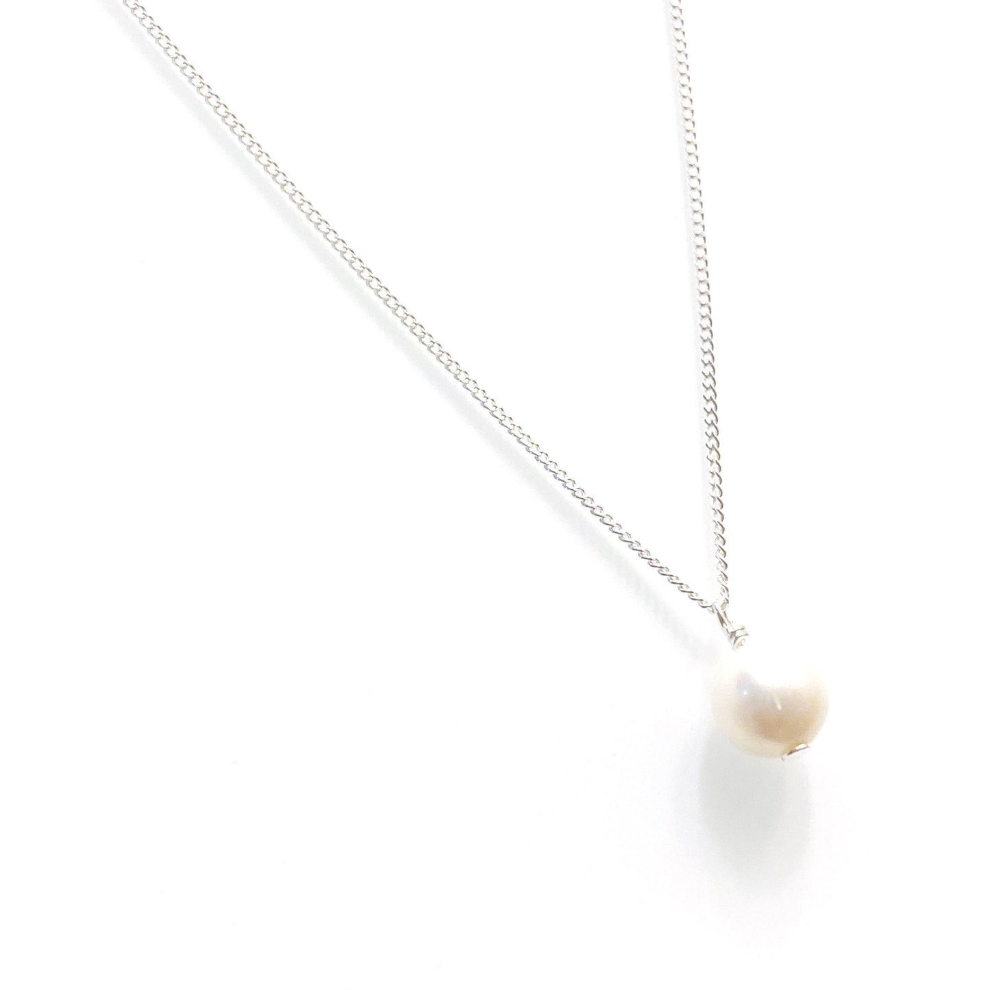 Minimalist pearl necklace (sterling silver and 14K gold-filled)