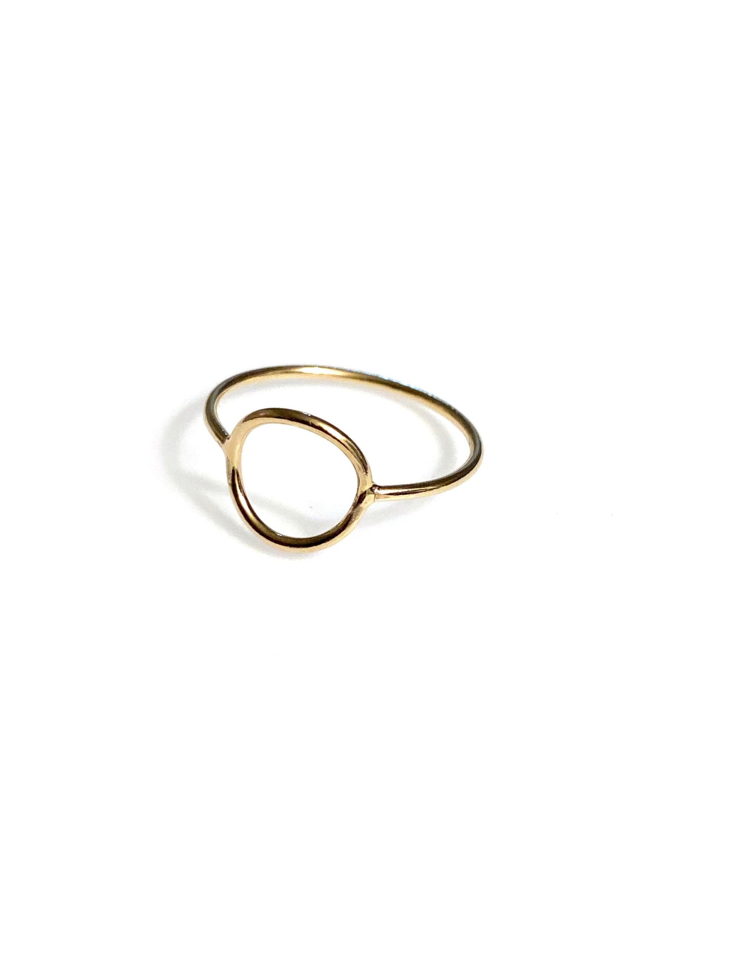 14K gold-filled minimalist circle ring (shower safe)
