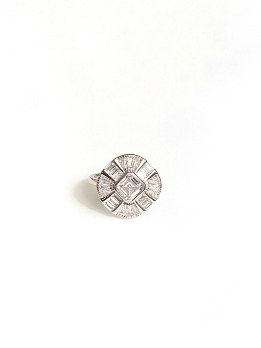 Vintage style ring (sterling silver, cubic zirconia)