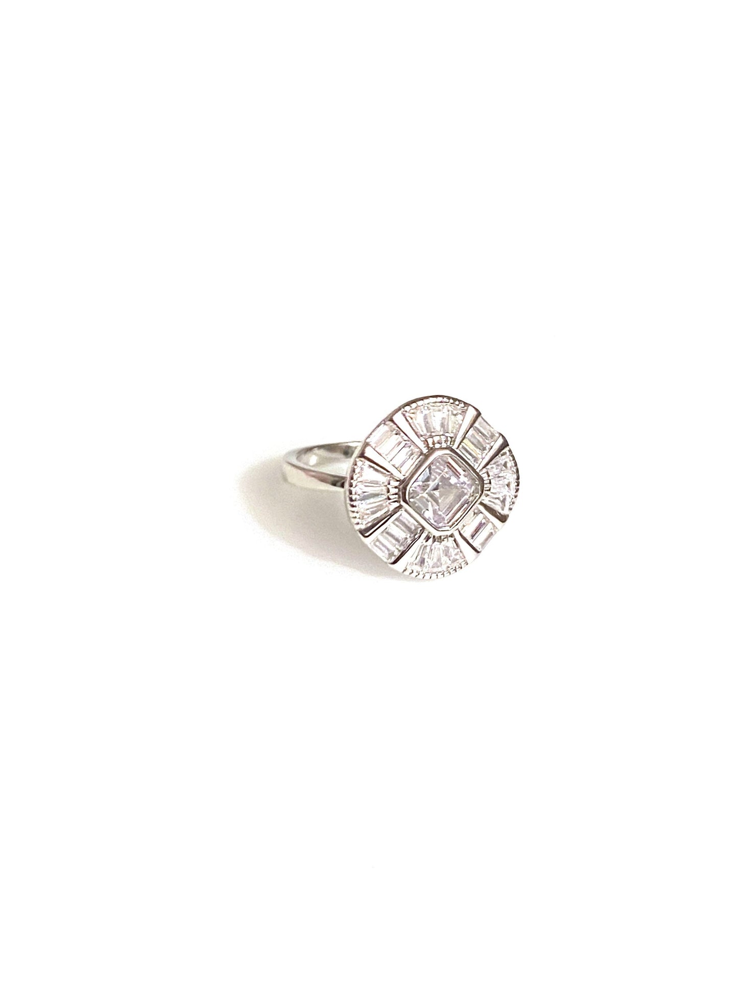 Vintage style ring (sterling silver, cubic zirconia)