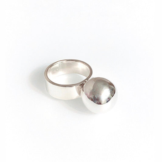 Giant ball ring (sterling silver)