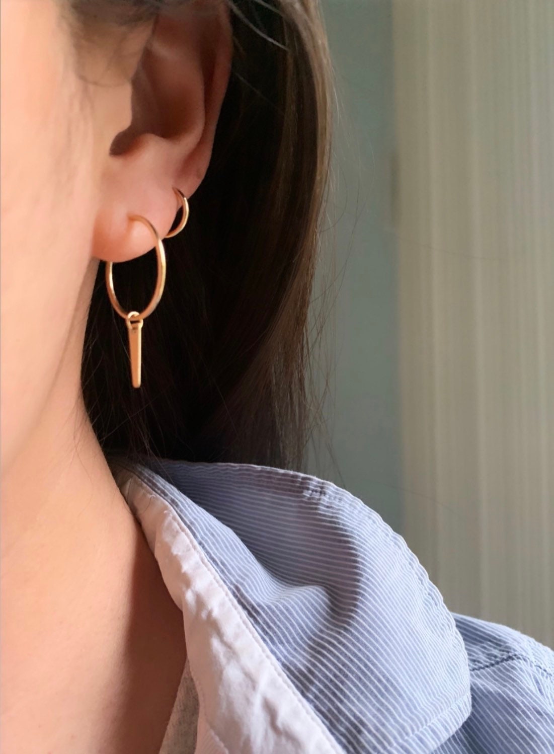 Minimalist charm hoops 14K gold-filled - on model
