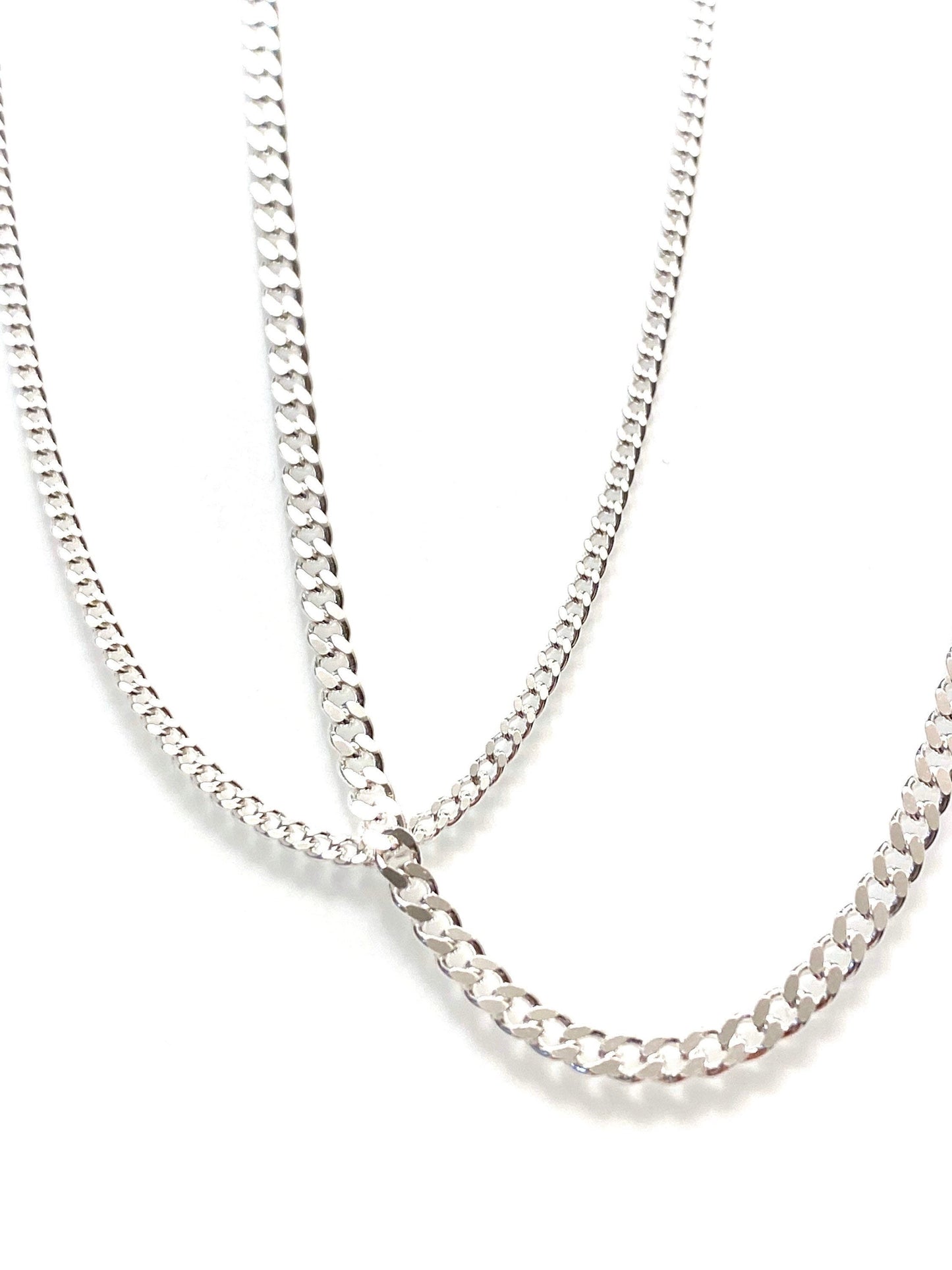 2mm and 3mm sterling silver curb chains side by side